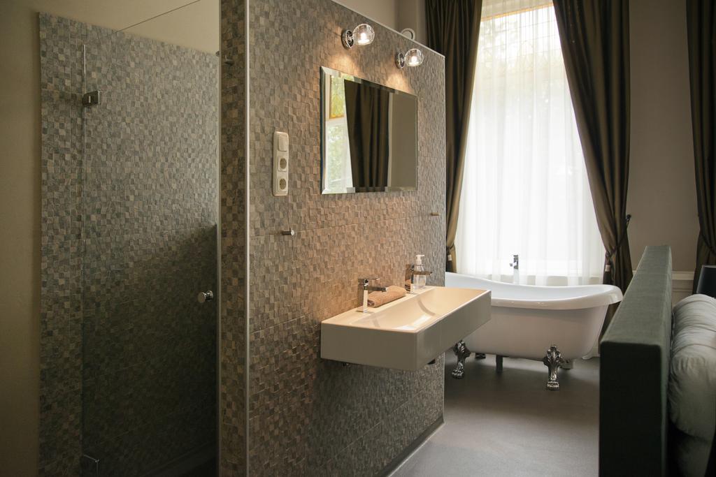 Ck58 Bed & Breakfast Den Haag Phòng bức ảnh